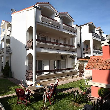 Apartments In Beautiful Split Podstrana Room photo